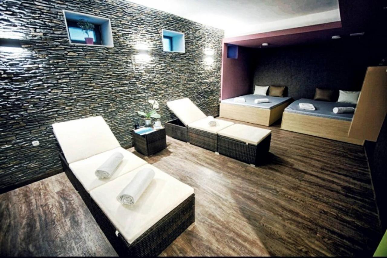 Portofino Apartman Sarvar Ngoại thất bức ảnh